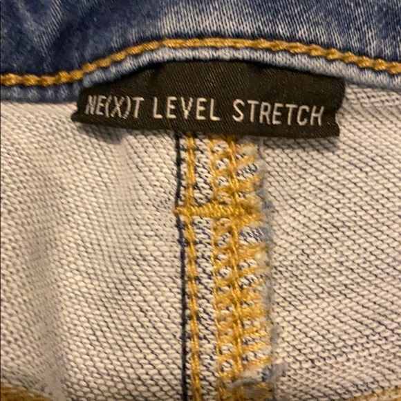 American Eagle Hi-Rise Skinny Jegging - Picture 2 of 6